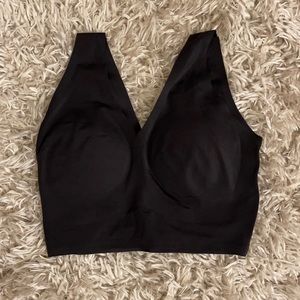 True and Co V-Neck True Body Bra in Black